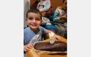 6ae0d5e7559de_1000093627.jpg